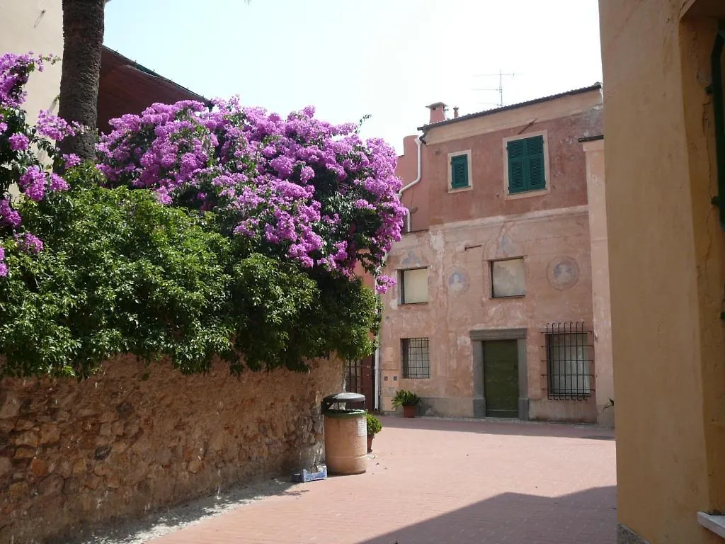 Residence Il Gabbiano Varigotti 0*,  Italy